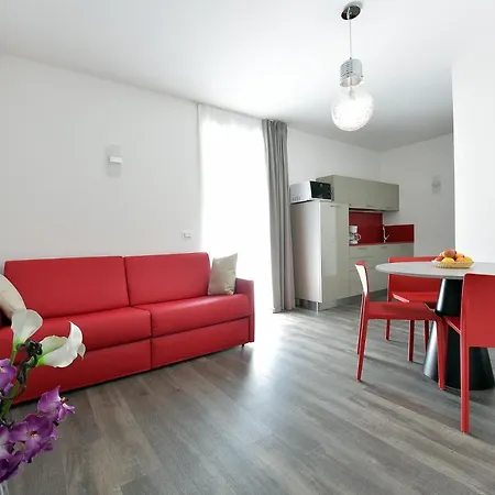 Primavera Apartmentsuites 3* Riva del Garda