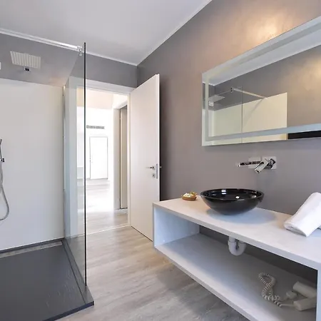 Primavera Apartmentsuites 3* Riva del Garda