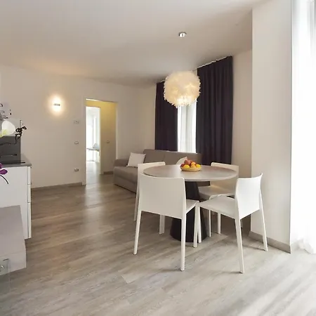Aparthotel Primavera Apartmentsuites 3*