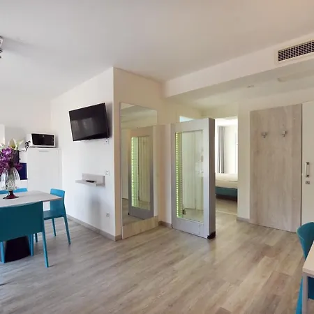 Aparthotel Primavera Apartmentsuites Riva del Garda