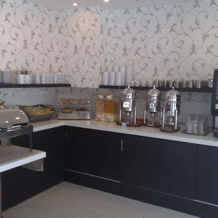 Primavera Apartmentsuites Aparthotel Riva del Garda