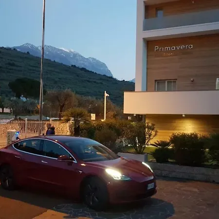 Primavera Apartmentsuites Aparthotel Riva del Garda