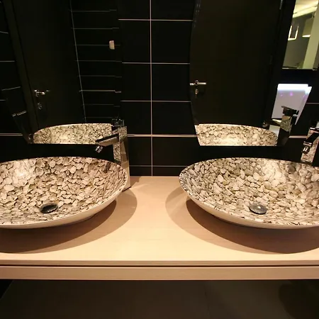 Aparthotel Primavera Apartmentsuites Riva del Garda